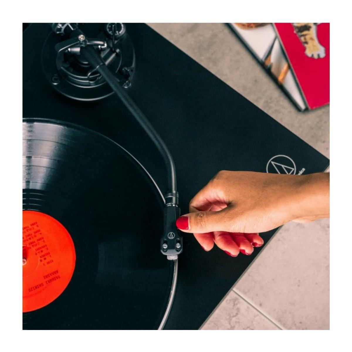 AUDIO TECHNICA AT-LP5X mit AT-VM95E - HiFi-Profis Darmstadt