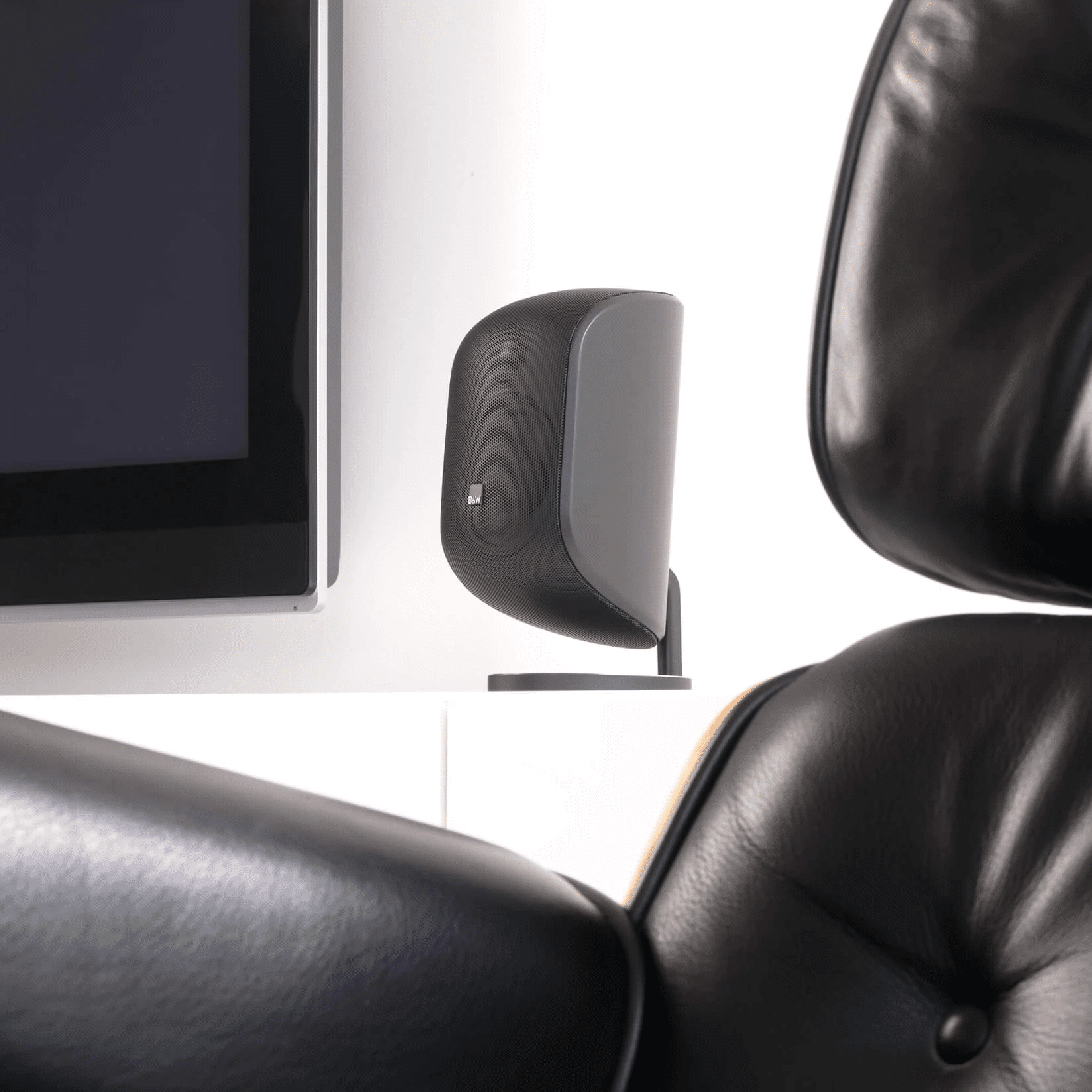 Bowers &amp; Wilkins M-1 - HiFi-Profis Darmstadt